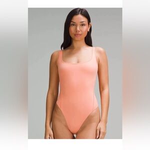 Lululemon Wundermost‎ Ultra-Soft Nulu Square-Neck Sleeveless Bodysuit Size L